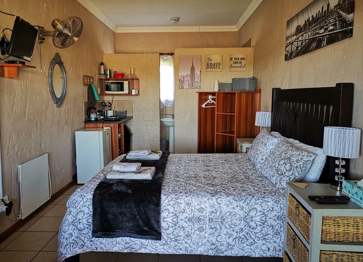 Safe Haven Guesthouse Bloemfontein Dış mekan fotoğraf